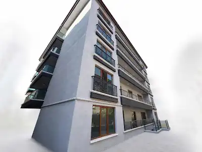 AYVALI SON DURAĞINA YAKIN SIFIR KULLANIMA HAZIR İSKANLI KOMPLE SATILIK BİNA EŞİ BENZERİ YOK !!!