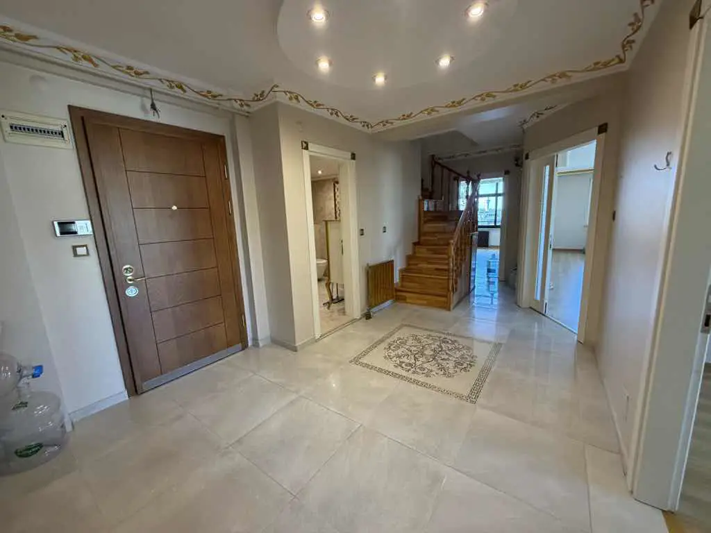 BOŞ SATILIK 5+1 ÇENGELKÖY NET 240 M2 DUBLEKS TERAS BALKON KAPALI OTOPARKLI 2