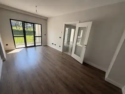 REMAX ASHILL ÜSKÜDAR KİRAZLITEPE EMLAK KONUTLARI SATILIK 2+1 DAİRE