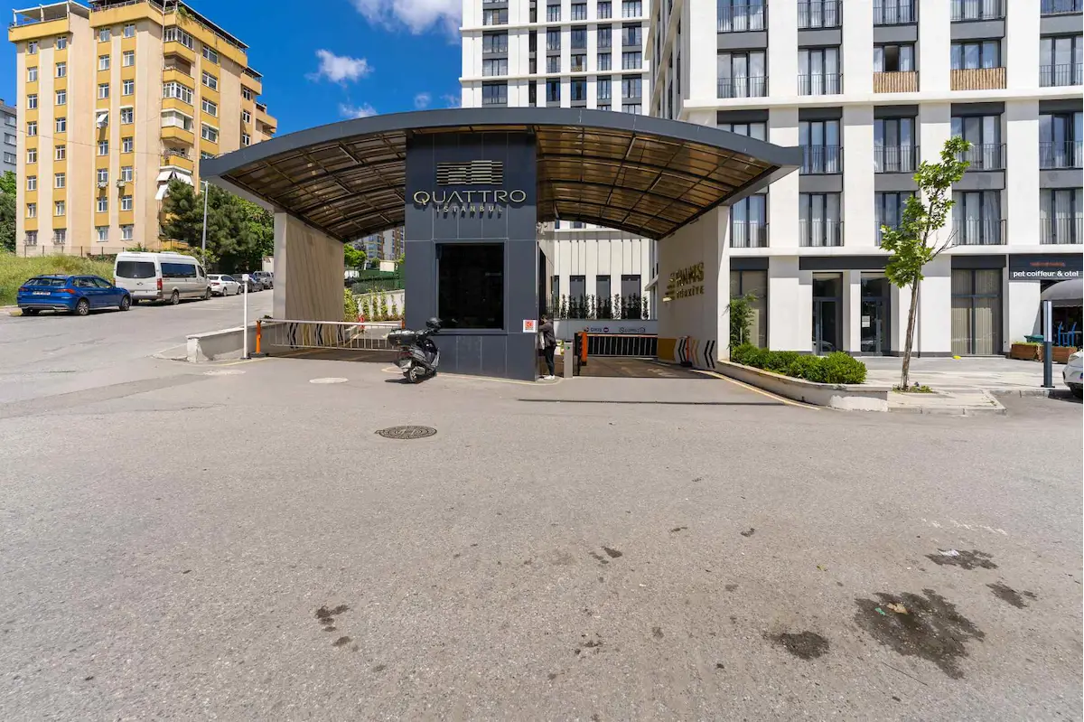 ÜMRANİYE ŞERİFALİ QUATTRO İSTANBUL BOŞ SATILIK 1+1 DAİRE
