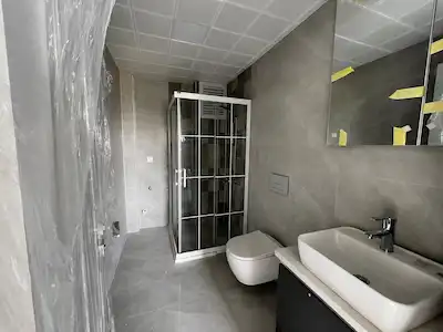 BALIKESIR GÖMEÇ'TE DENIZE 200 METRE DOĞA MANZARALI 2+1 DAIRE