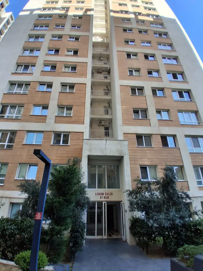TUZLA AYDINLI LOKUM EVLER SİTESİNDE 2+1 SATILIK DAİRE