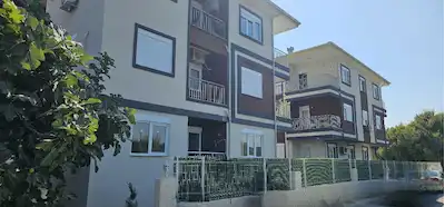 EVRENSEKİ İNCİRLİPINAR MEVKİİNDE HAVUZLU SİTE İÇİ KİRALIK 2+1 DAİRE