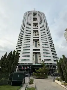 PORTAKAL ÇİÇEĞİ RESİDENCE'DA 1+1 EŞYALI KİRALIK DAİRE