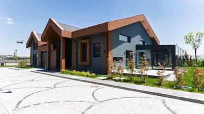GÖLBAŞI KARŞIYAKA KİRALIK VİLLA YAPILI VE SİTE İÇİNDE