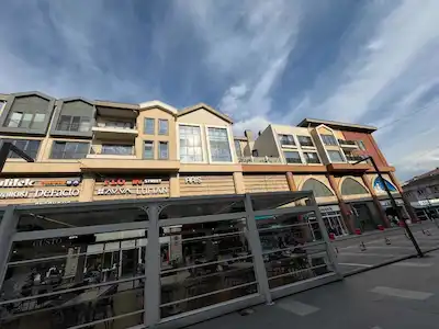 CADDE54`TE KIRALIK 1+0 DAIRE REMAX HÜR HEDIYE KÜÇÜK`TEN
