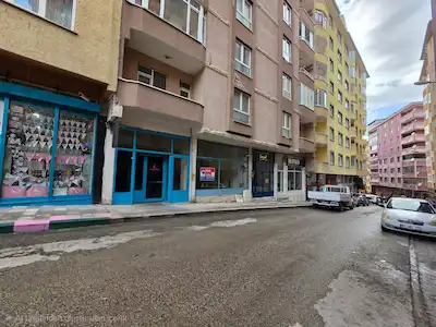 REMAX İLKE'DEN ŞEHİR MERKEZİ'NDE KİRALIK İŞ YERİ