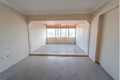 KEMERALTI BAŞDURAK İŞ MERKEZİNDE KİRALIK OFİS & BÜRO