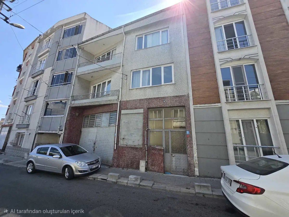 REMAX LAND DEN CADDE ÜSTÜ SATILIK GENİŞ 3+1