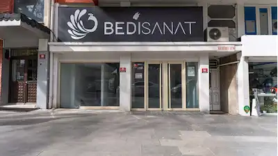 NECATİBEY CADDESİNİN EN İŞLEK NOKTASINDA SATILIK DÜKKAN