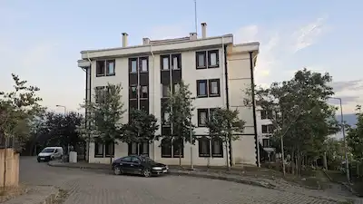 DERİNCE ÇINARLI TOKİ KONUTLARI BASIN SİTESİNDE SATILIK 2+1