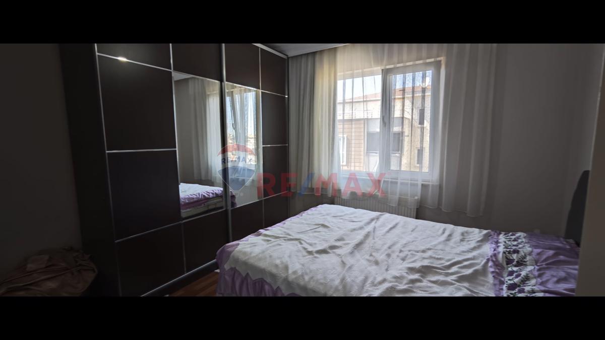 EMEK MAH. DAMLA SU SİTESİ'NDE GÜZEL KONUMDA (5+1) FIRSAT DUBLEKS