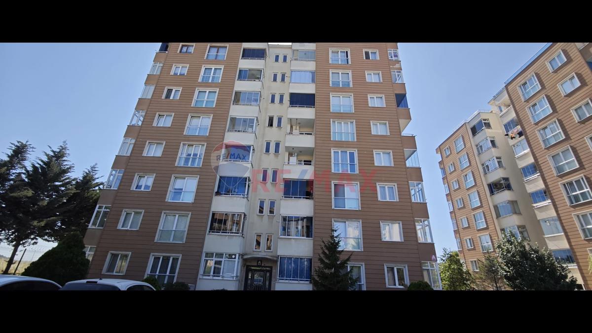 EMEK MAH. DAMLA SU SİTESİ'NDE GÜZEL KONUMDA (5+1) FIRSAT DUBLEKS