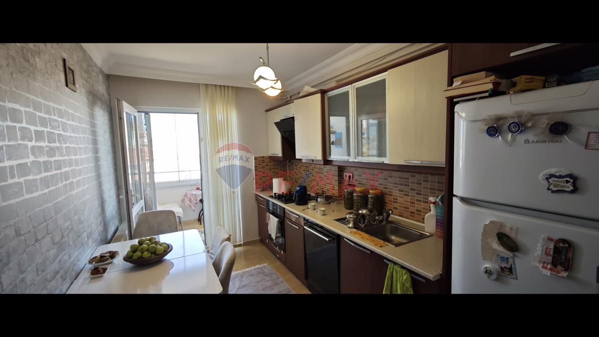 EMEK MAH. DAMLA SU SİTESİ'NDE GÜZEL KONUMDA (5+1) FIRSAT DUBLEKS