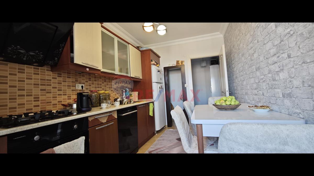 EMEK MAH. DAMLA SU SİTESİ'NDE GÜZEL KONUMDA (5+1) FIRSAT DUBLEKS