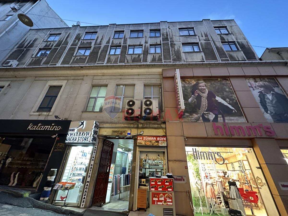 Mahmutpaşa, Sultanhamam'da Kiralık Dükkan & Mağaza