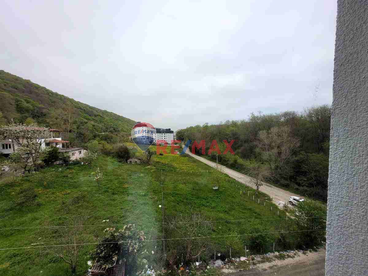 SEVCANGÜRLEVKTNHAVUZLU SİTEDE LÜKS 1+1 SATILIK DAİRE