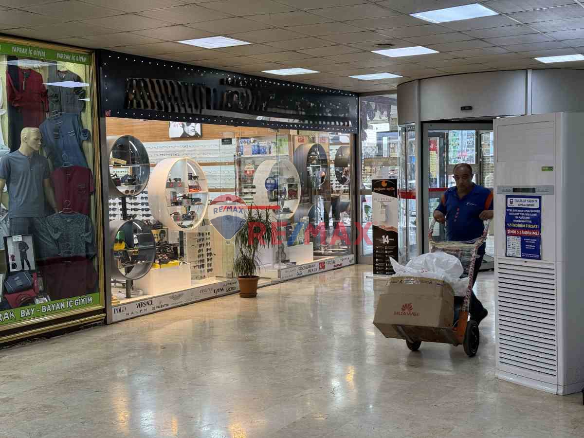 KIZILAY SOYSAL ÇARŞIDA TABELA DEĞERİ YÜKSEK 60 M2 SATILIK DÜKKAN