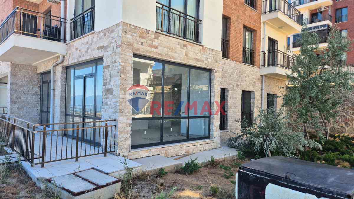 BAYRAKLI ŞEHIR HASTANESI YAKINI TOKİ 5. ETAPTA KIRALIK İŞ YERI