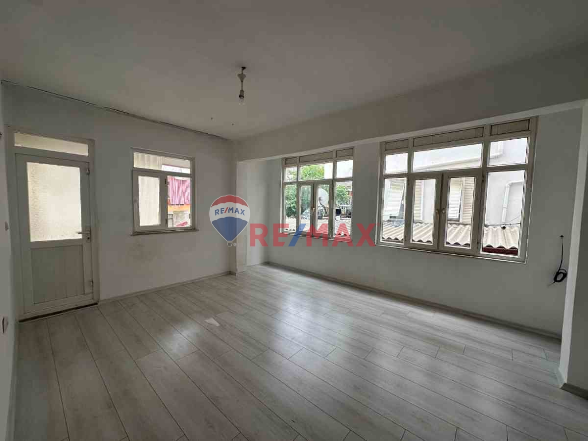 ŞELALE MAHALLESİNDE AYRI MUTFAKLI KİRALIK 1+1 DAİRE