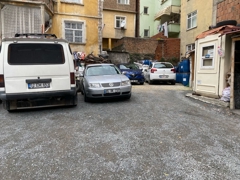 İLKADIM MERKEZDE SATILIK ARSA