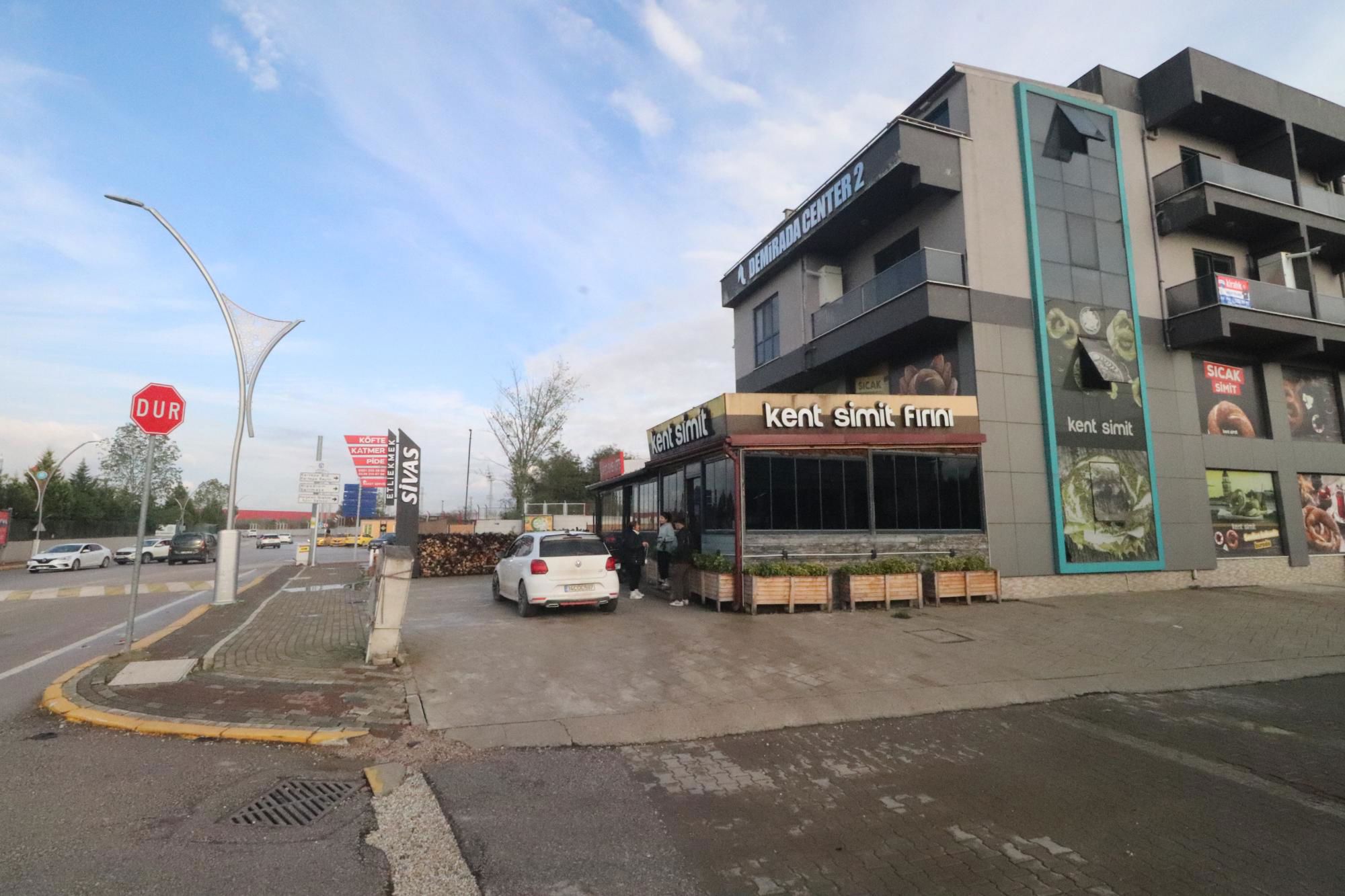 KARTEPE KENT MEYDANI KİRALIK 1+1 DUBLEKS GENİŞ DAİRE