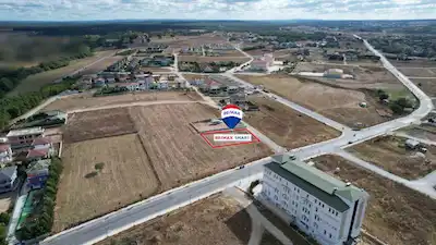 AMBARDERE 'NIN MERKEZINE YAKIN VILLA IMARLI SATILIK ARSA