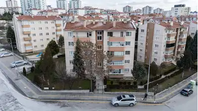 ARIKOVANI SİTESİNDE SATILIK 3+1 DAIRE