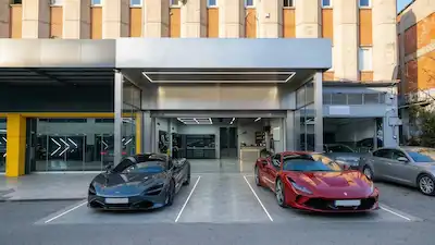 MASLAK ATATÜRK OTO SANAYİ’DE 110 M² SATILIK PRESTİJLİ İŞYERİ