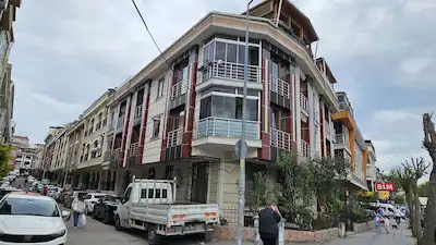 KÜÇÜKÇEKMECE YEŞILOVA MAHALLESINDE 3+2 SATILIK DUBLEKS DAIRE