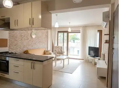 ÇEŞME MERKEZ 3+1 (2+1 VE BAĞIMSIZ 1+0) | MARINA-ÇARŞI YÜRÜME