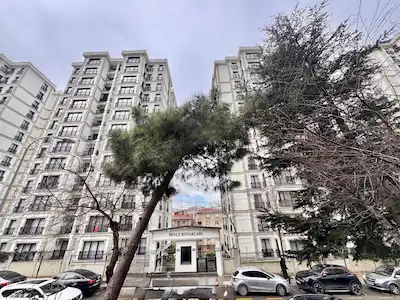 TANTAVİ BEYCE KONAKLARINDA HAVUZ PEYZAJ OTOPARK BALKONLU 2+1 SATILIK DAİRE