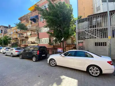 İZMİT ÇARŞI MERKEZİNDE YATIRIMA UYGUN 3+1 SATILIK DAİRE