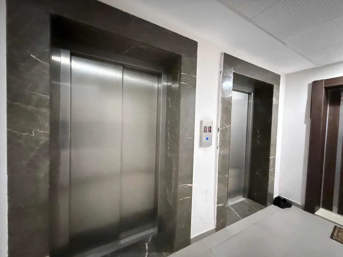 PENDİK VELİBABADA 3+1 GENİŞ SATILIK DAİRE