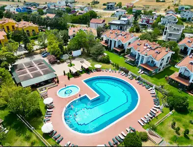SILIVRI GARDENYA VILLA MUHTEŞEM KONUM 4+1 TRIPLEKS