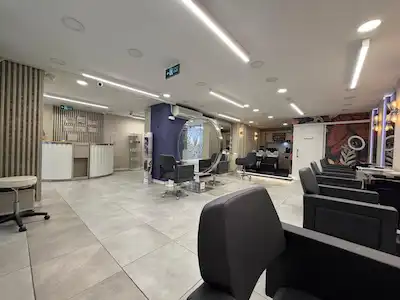 ŞİŞLİ’DE-PRESTİJLİ KONUM-LÜKS-DONANIMLI KUAFÖR VE GÜZELLİK MERKEZİ