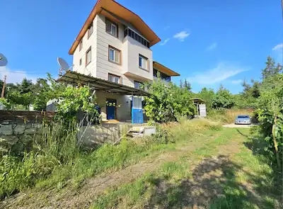 REMAX RINA'DAN  KEPİRLİİ'DE EŞYALI MÜSTAKİL BAHÇELİ 2+1
