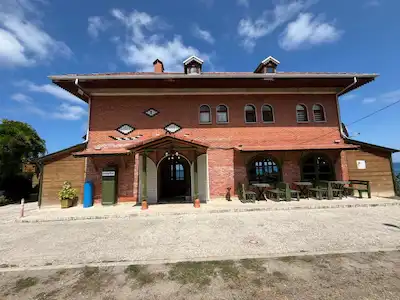 AKÇAABAT AKÇAKALE’DE DEVREN KİRALIK RESTORAN | 2 KATLI, 150 KİŞİLİK, ANAHTAR TESLİM