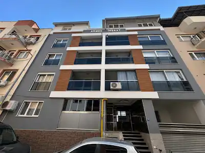 10 ANADOLU CADDESİ’NE YÜRÜME MESAFESİNDE 3+1 ARA KAT ÇİFT CEPHE SATILIK DAİRE