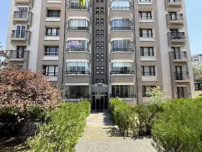 YAŞAMKENT GÜLBENG SİTESİ NDE SATILIK 4+1