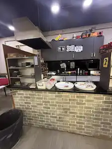 PENDİK KAVAKPINAR’DA 200 M² KİRACILI SATILIK DÜKKAN | 40.000 TL HAZIR KİRA GELİRİ