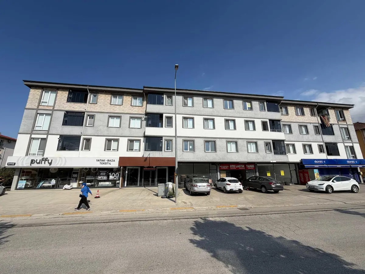 REMAX DIA DAN CUMAYERI CADDE ÜZERI KIRALIK 2+0 DAIRE