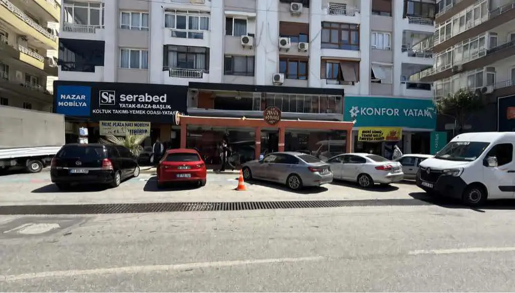 HASAN TAHSİN CD ÜZERİ 365 M² NET DEVREN KİRALIK CAFE & İŞ YERİ