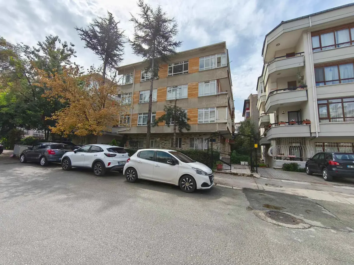 AZİZİYE MAHALLESİ, MÜKEMMEL LOKASYONDA FULL YAPILI 3+1 FIRSATI