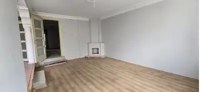 İSTASYON CADDESİ ANAYOL ÜZERİ MERKEZİ KONUMDA SATILIK 3+1 DAİRE