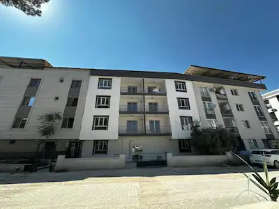 MURADİYE’DE SIFIR BİNADA TERAS KULLANIMLI, ÖNÜ AÇIK 2+1