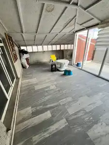 SULTANGAZİ’DE ÇATI KATI 175 M² KİRALIK OFİS | BOŞ, EŞYASIZ, TAPULU