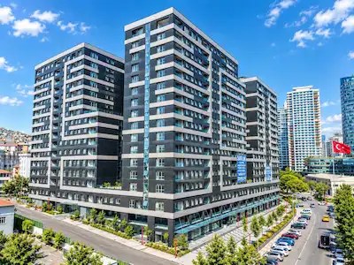 NK TAMDRAGOS PROJESİ İSKANLI 8M CEPHELİ KDV'LI 98M² 1.KAT MAĞAZA