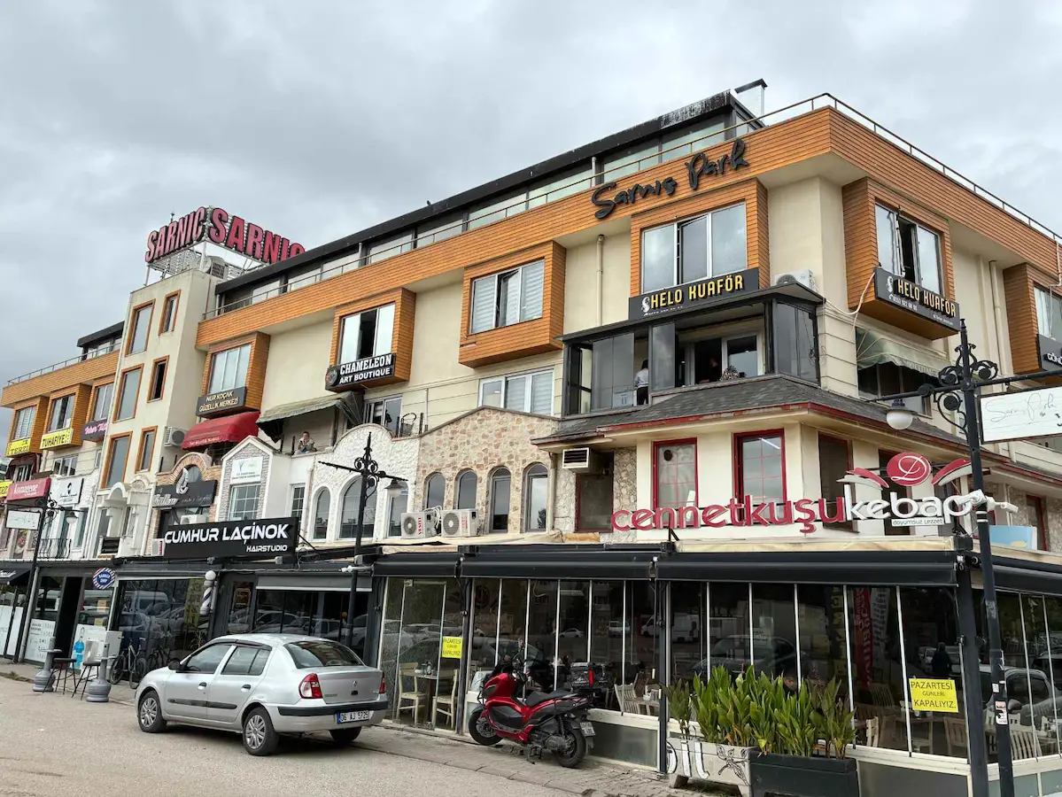ÇAYYOLU SARNIÇ PARK AVM  KÖŞE DUBLEKS BÜRO