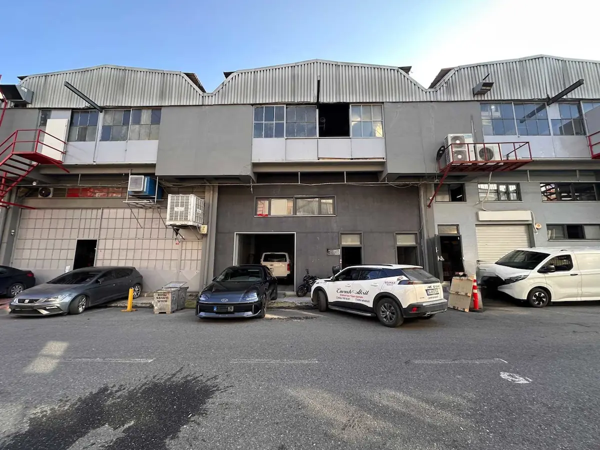 FIRSAT! DOĞU SANAYİ SİTESİ'NDE 350 M² KİRALIK İMALATHANE